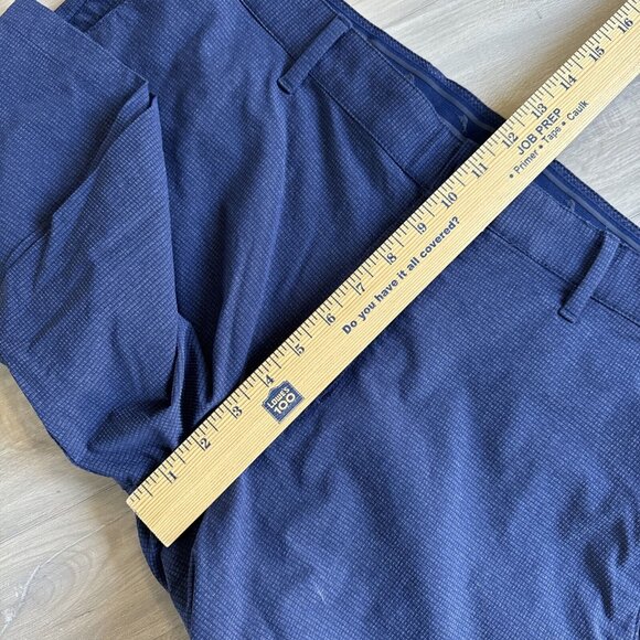 Tommy Bahama Mens 38 Navy Golf Performance Chino Shorts Textured Nylon Spandex - Picture 7 of 11